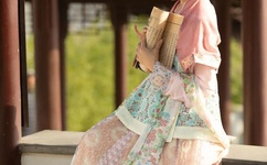 《年轻的护士3》在线观看视频